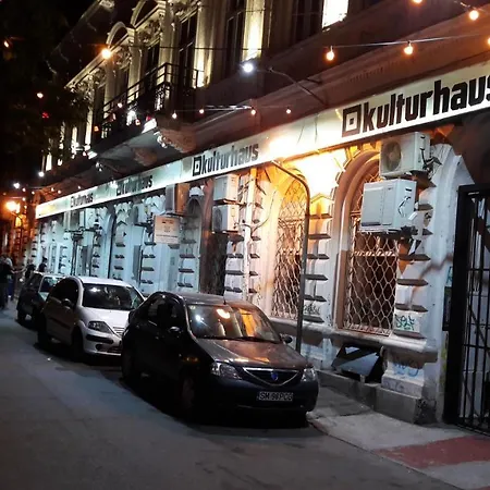 Kulturhaushostel * בוקרשט